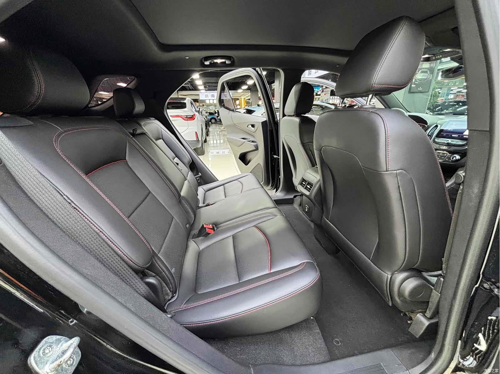 Chevrolet Equinox, 2021 18