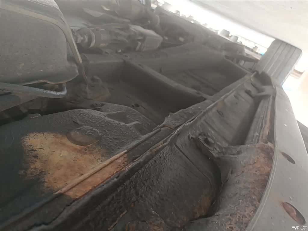 BYD S7, 2015 22