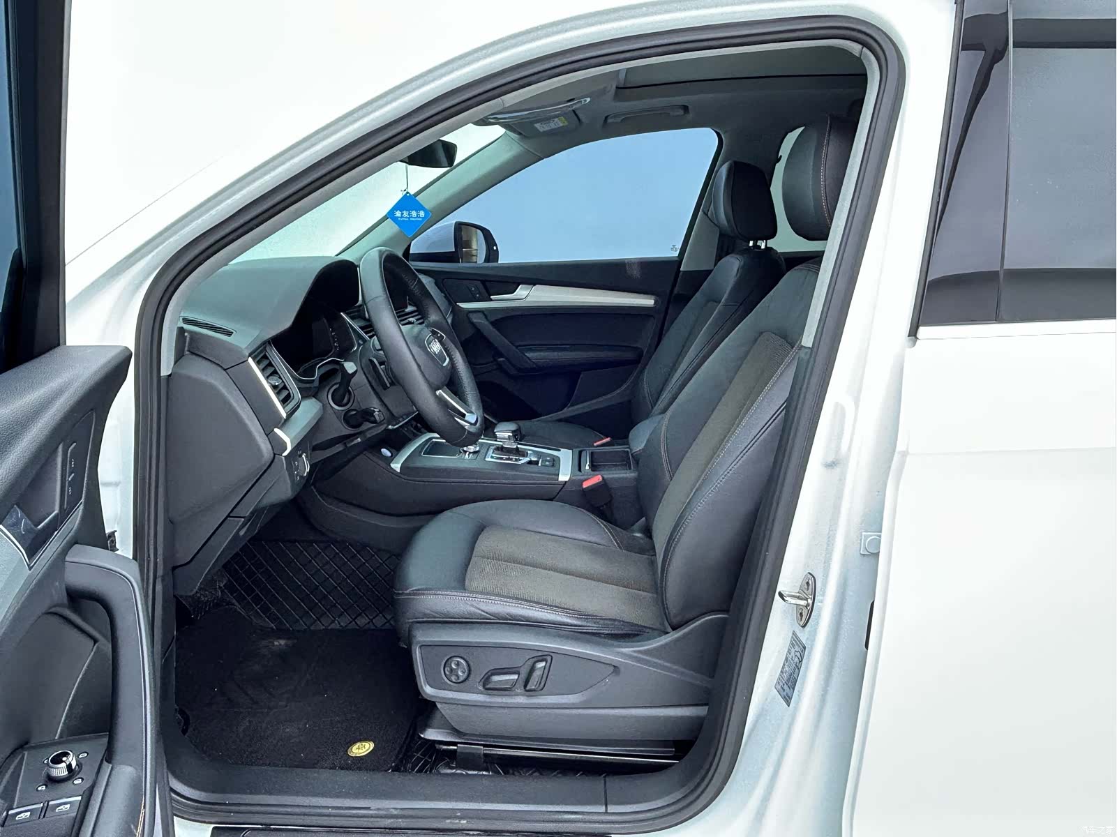 Audi Q5L, 2019 9