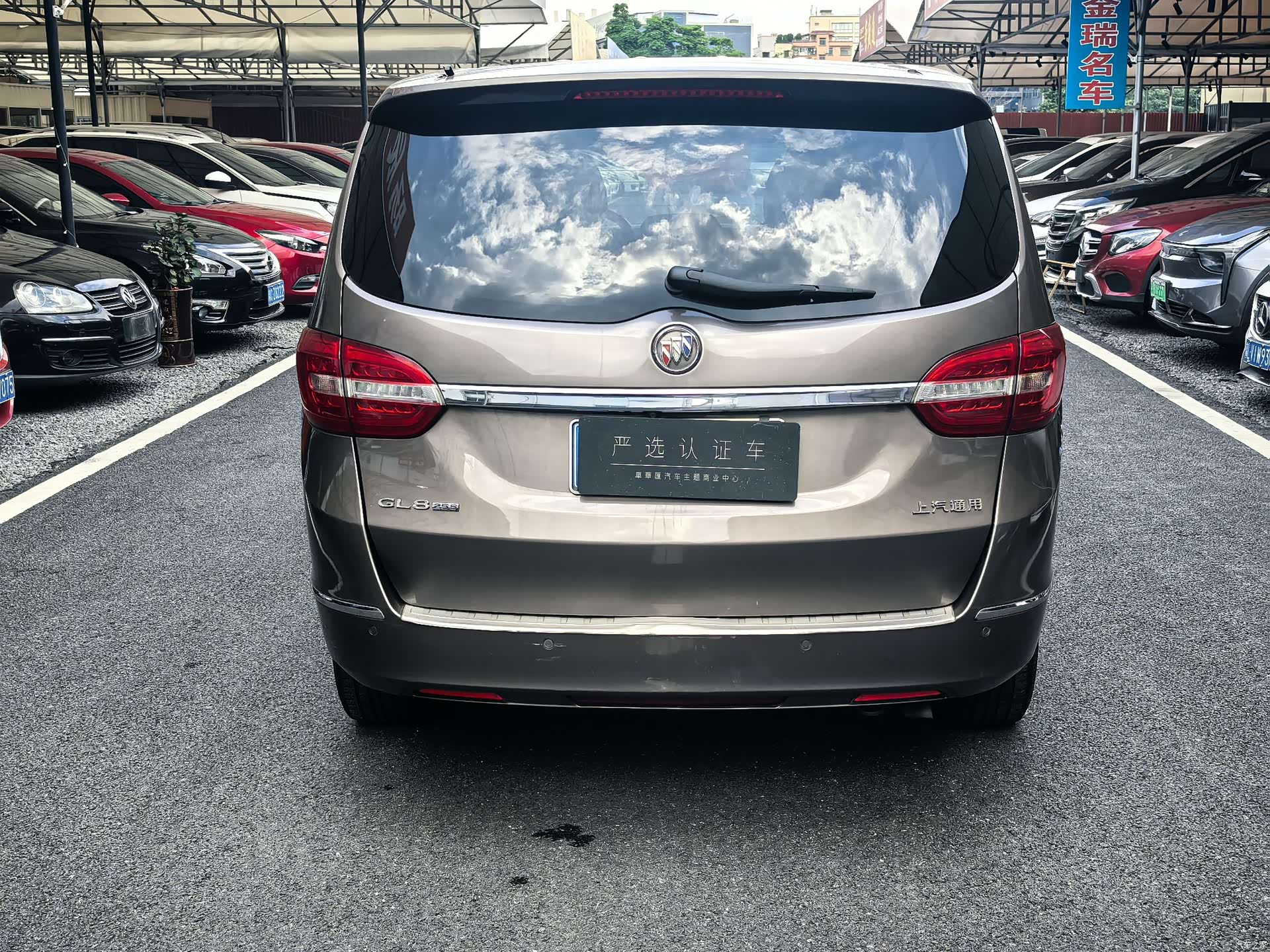 Buick GL8, 2018 6