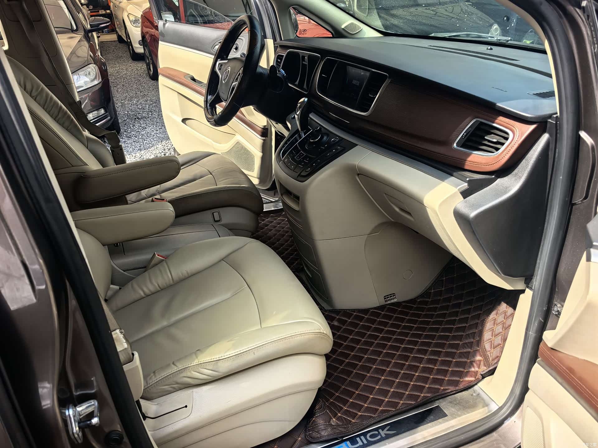 Buick GL8, 2018 11