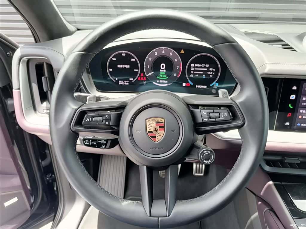 Porsche Cayenne, 2025 13