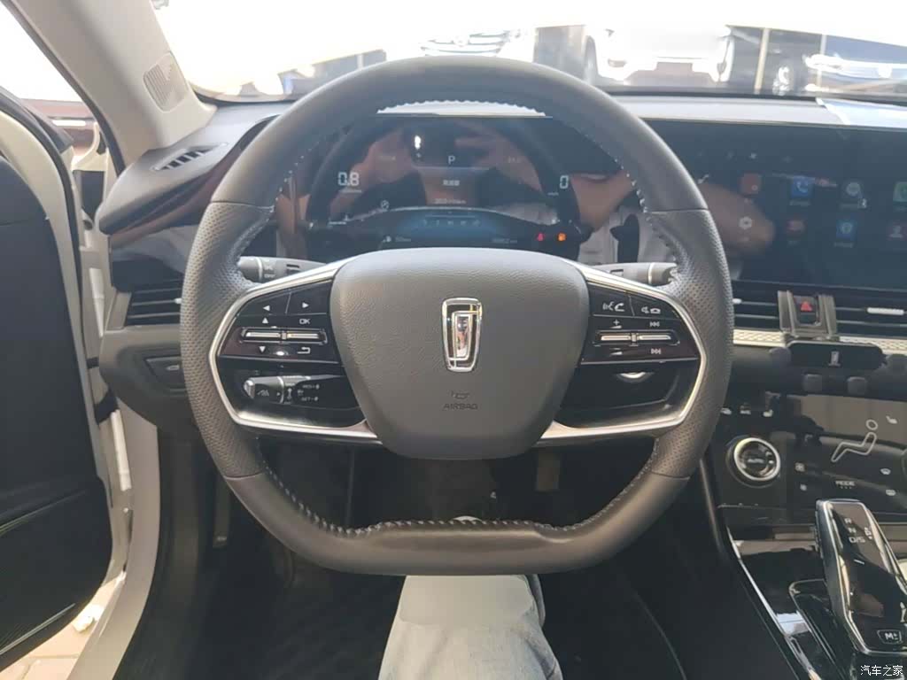 Bestune B70, 2021 11