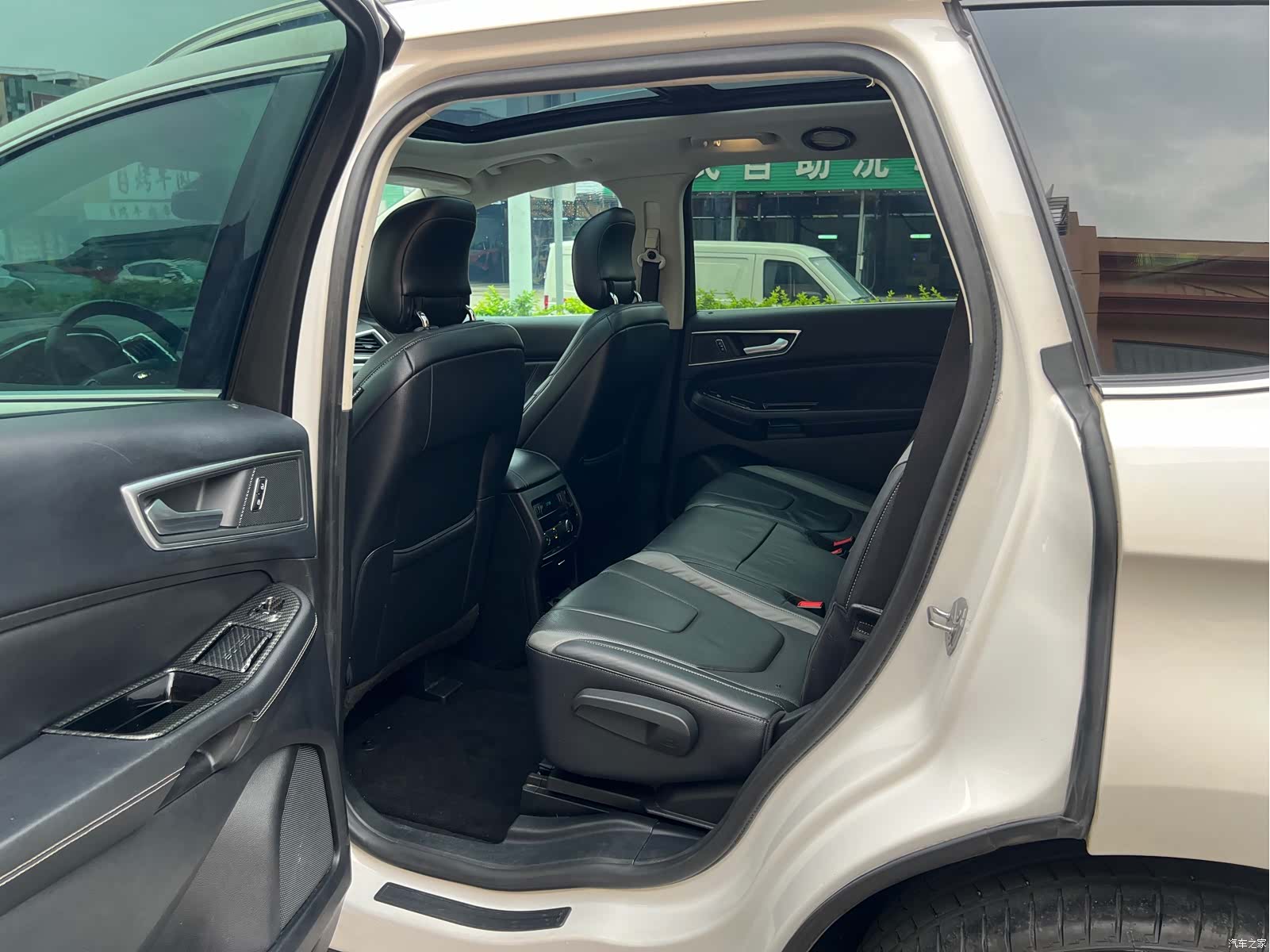 Ford Edge, 2017 10