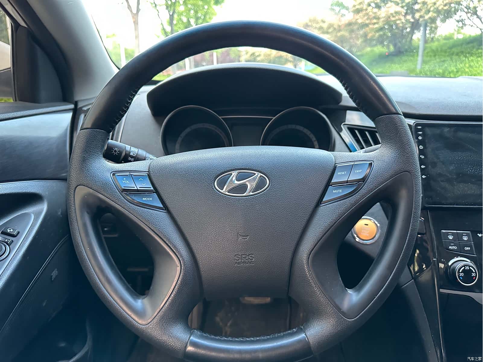 Hyundai Sonata, 2012 6