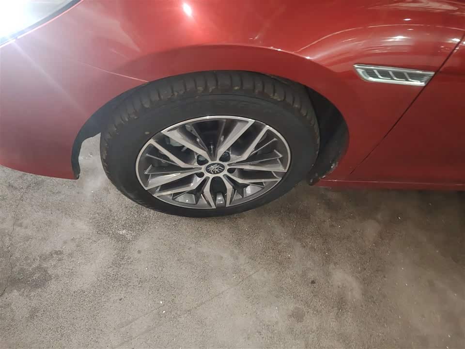 BYD Qin Yuan BYD Qin Yuan