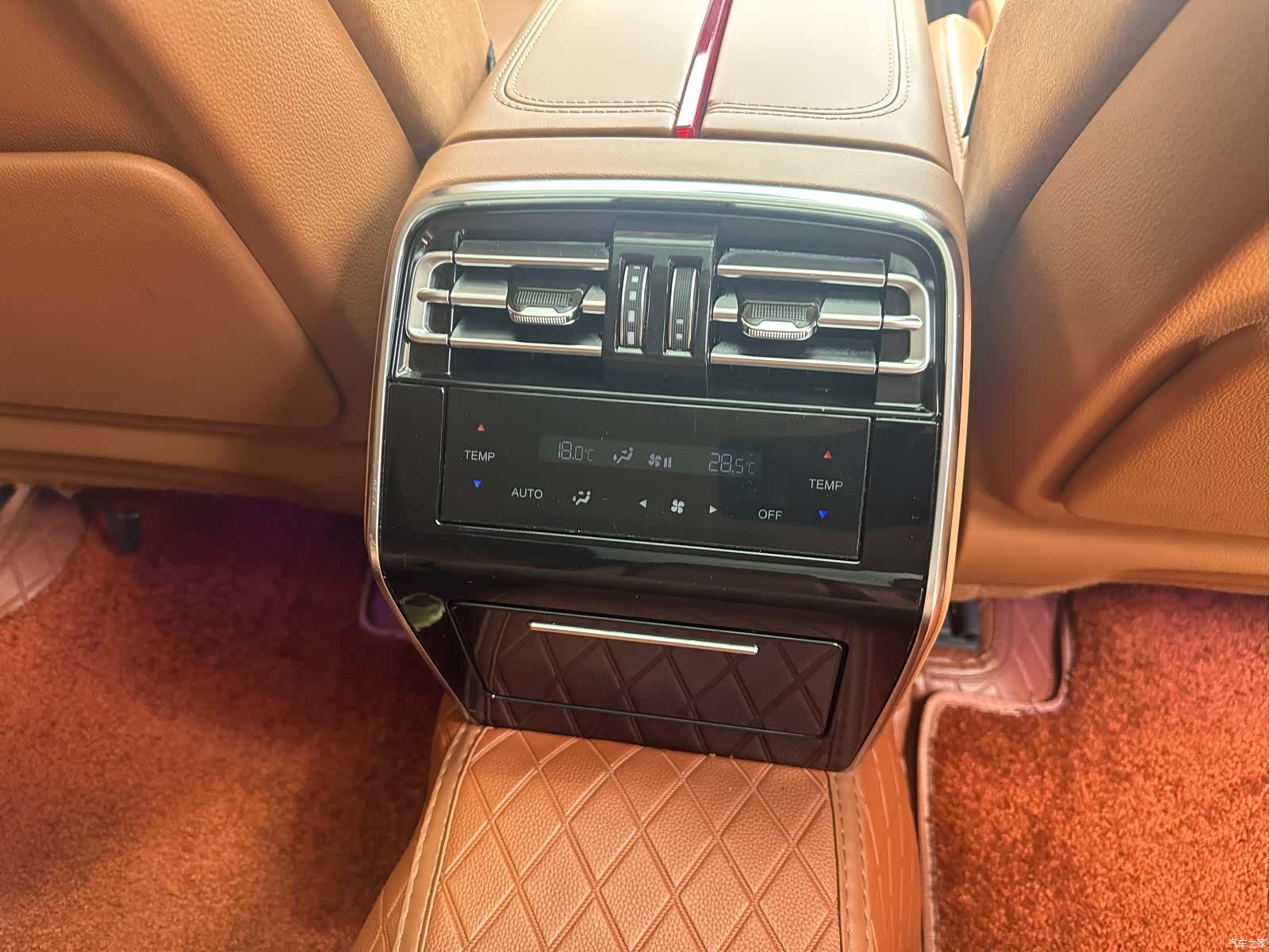 Hongqi H9, 2022 15