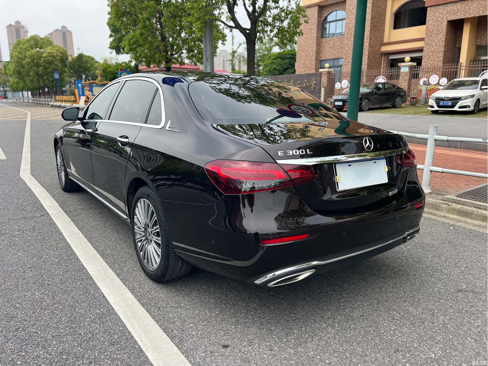 Mercedes-Benz E-Class, 2022 12