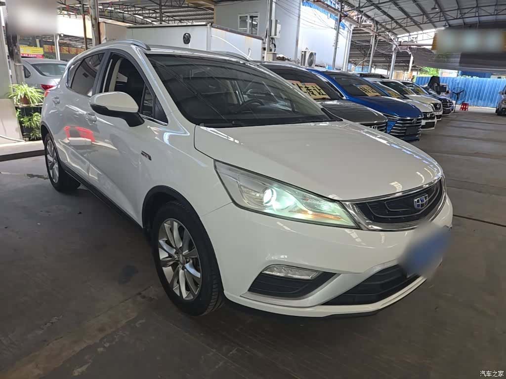 Geely Emgrand, 2016 4