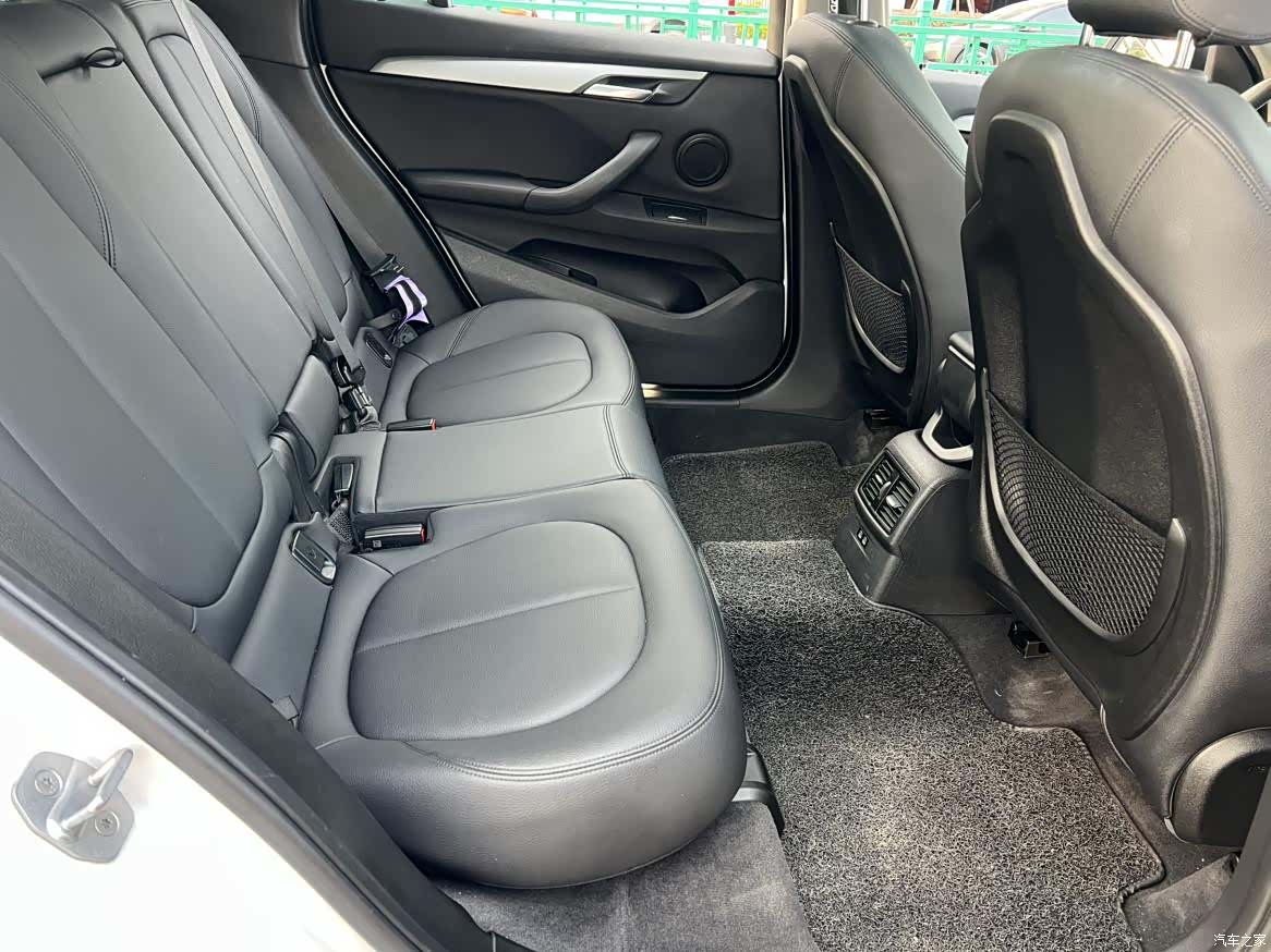 BMW X1, 2019 11