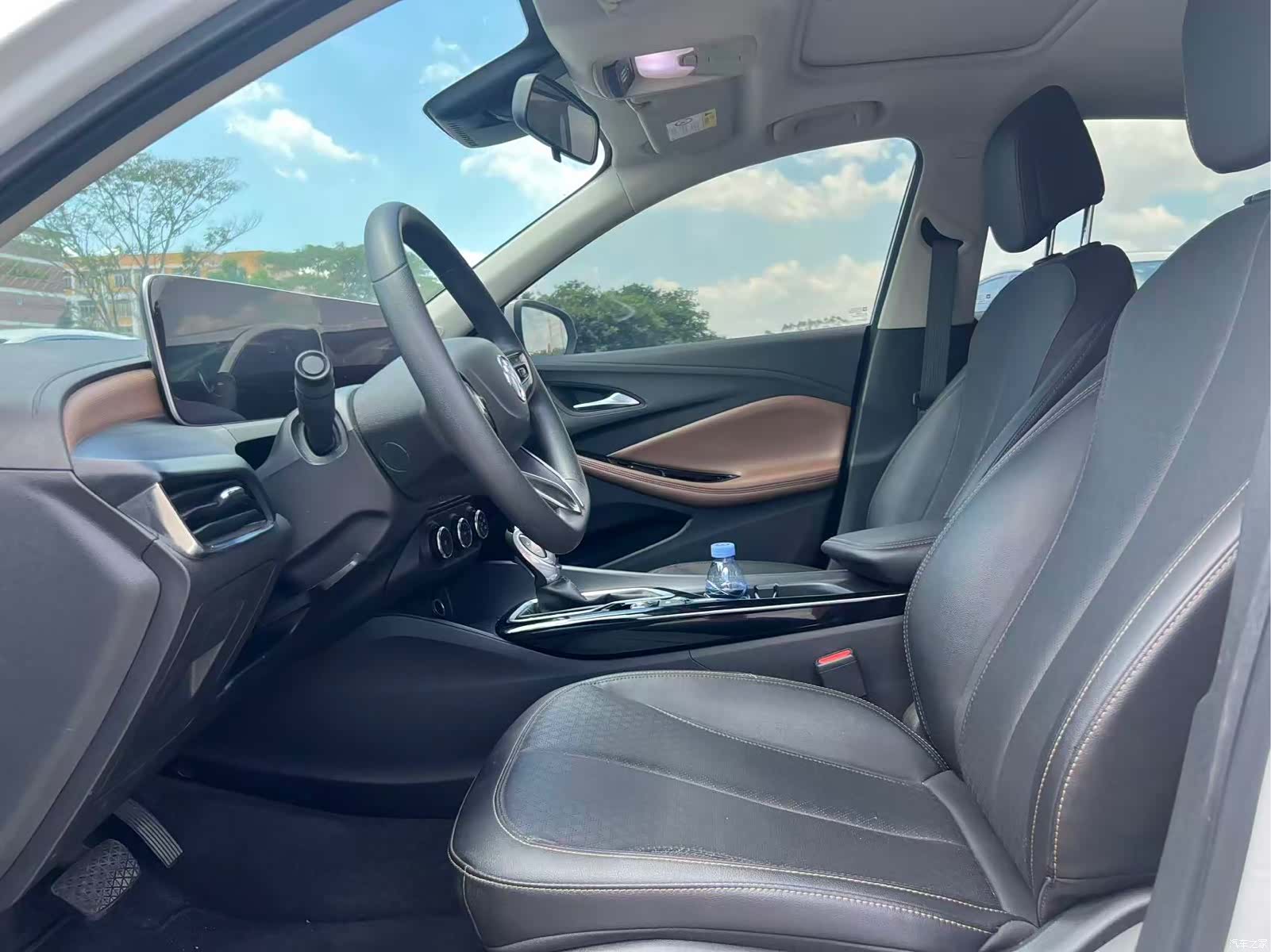 Buick Verano, 2022 4