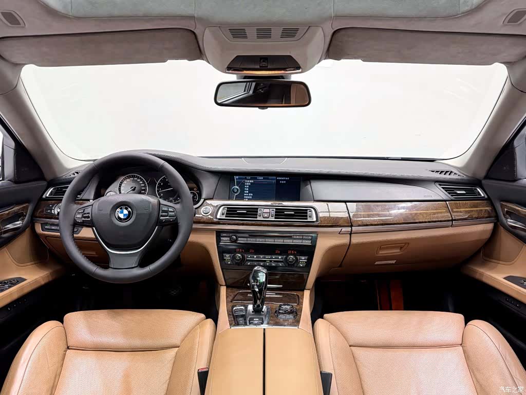 BMW 7 Series, 2012 17