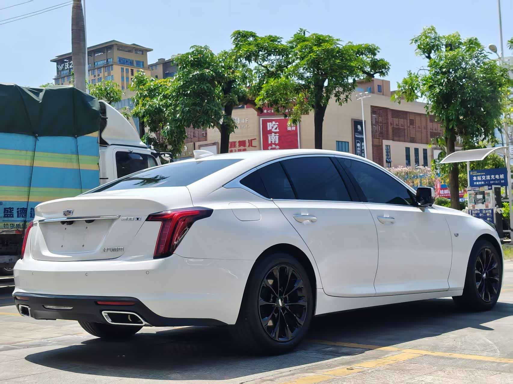 Cadillac CT5, 2020 все фото