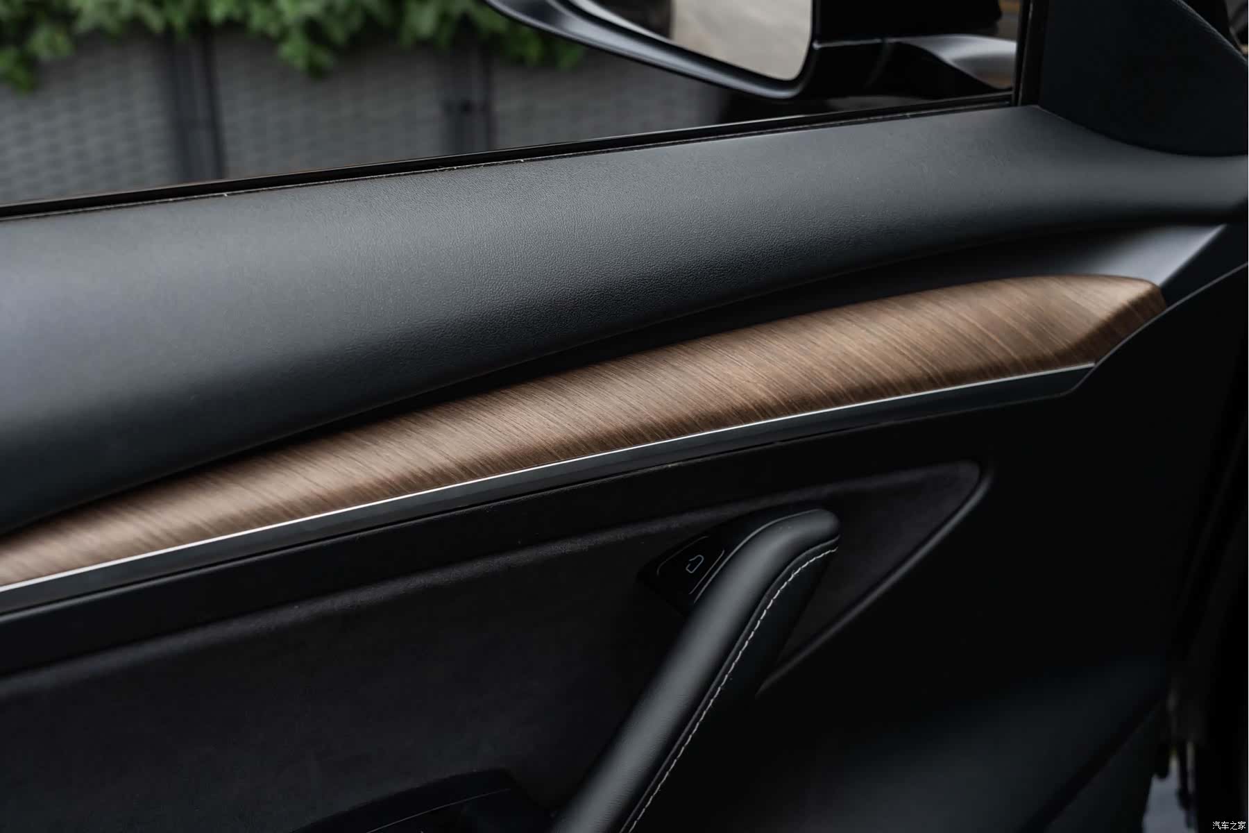 Tesla Model 3, 2021 13