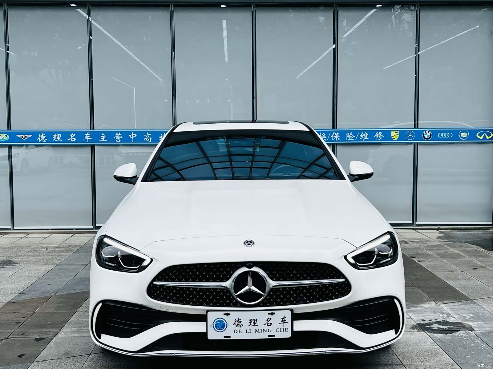 Mercedes-Benz C-Class, 2021 3