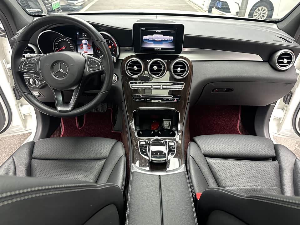 Mercedes-Benz GLC Mercedes-Benz GLC