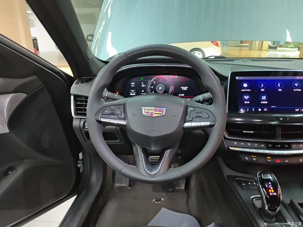 Cadillac CT5, 2023 11