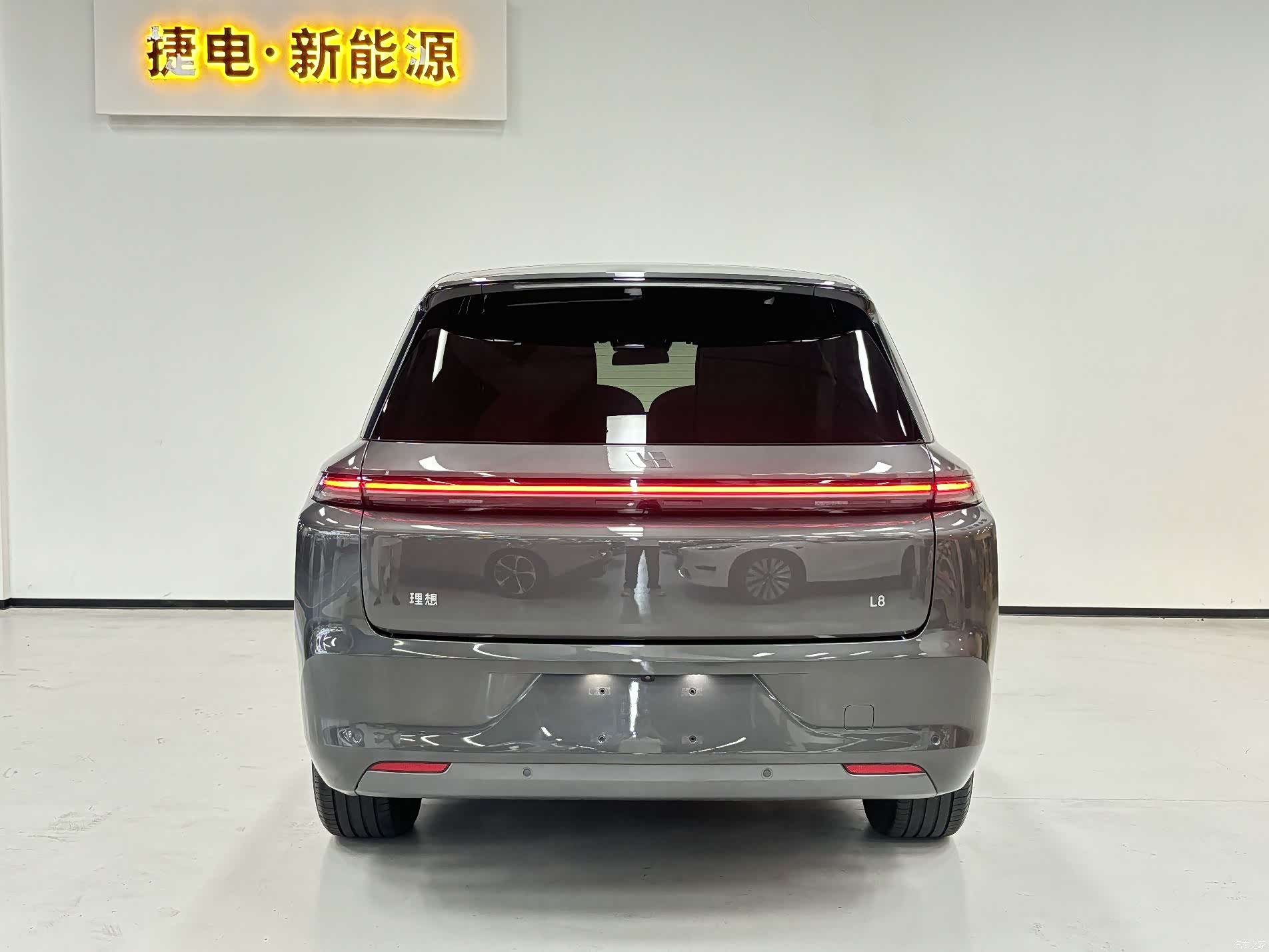 Li Auto L8, 2023 15