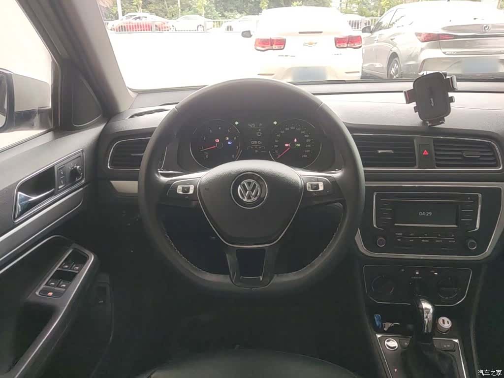 Volkswagen Lavida, 2017 11