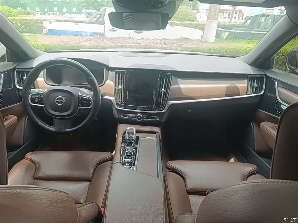Volvo S90, 2021 10