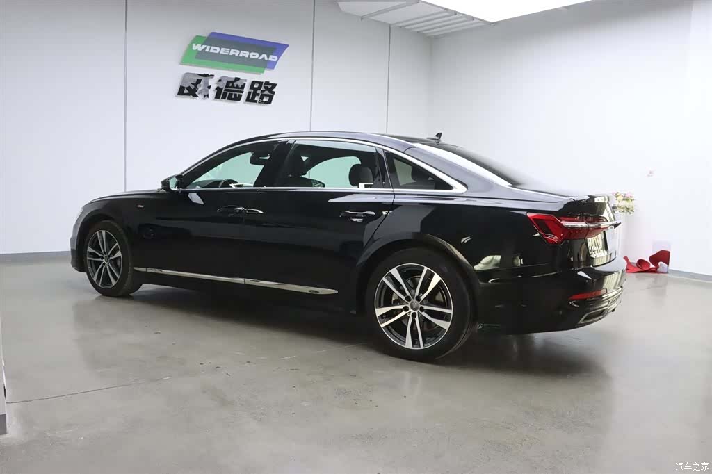 Audi A6L, 2020 6