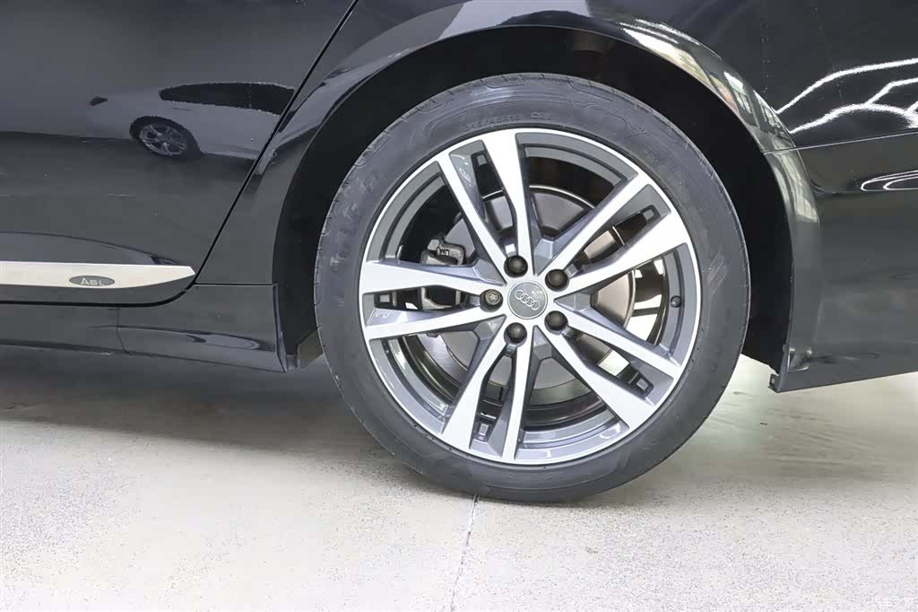Audi A6L, 2020 34