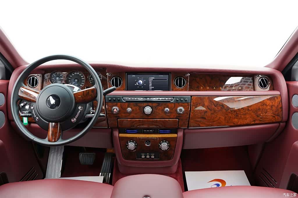 Rolls-Royce Phantom, 2013 все фото