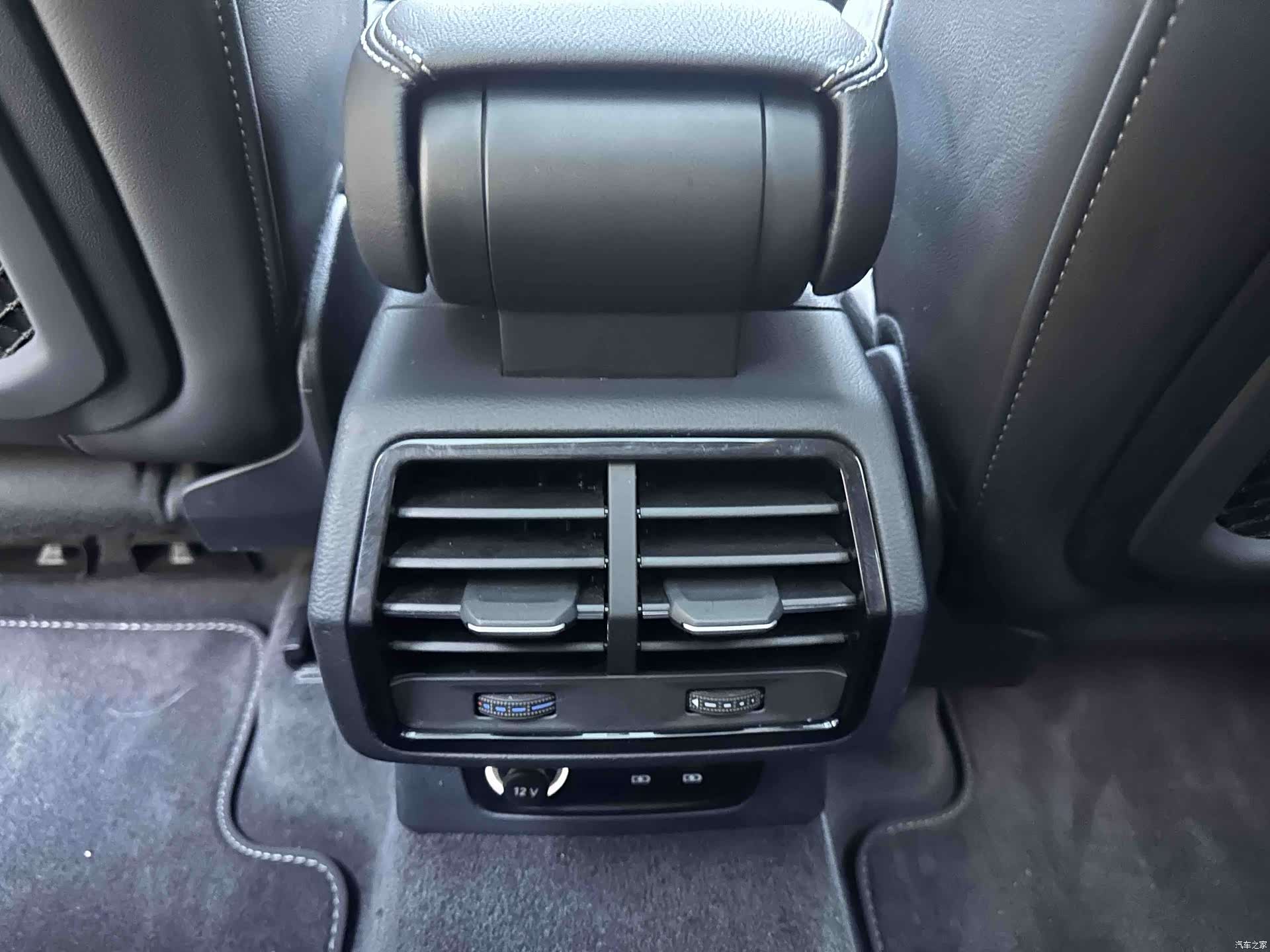 Audi Q3, 2023 17