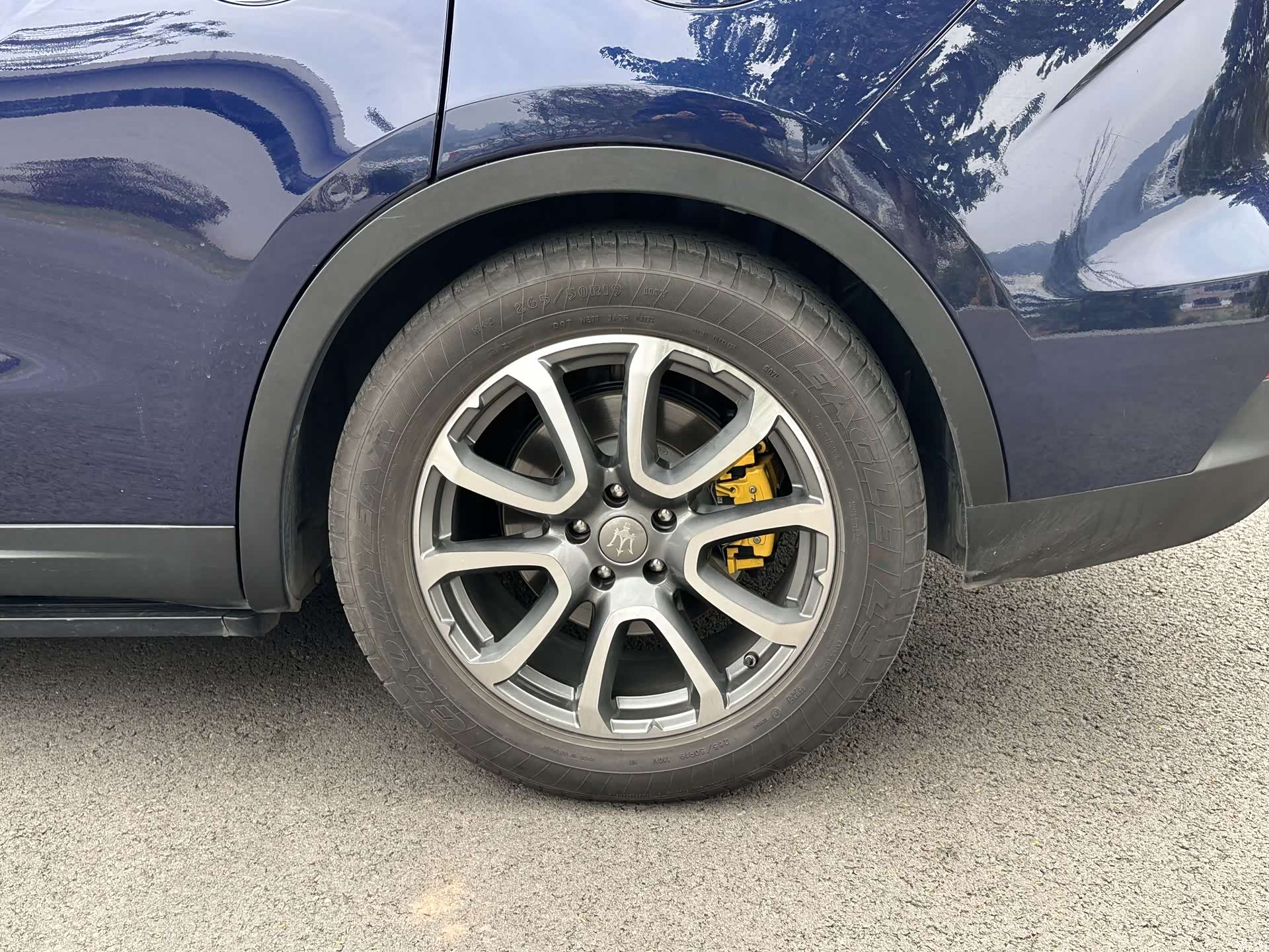 Maserati Levante, 2018 все фото