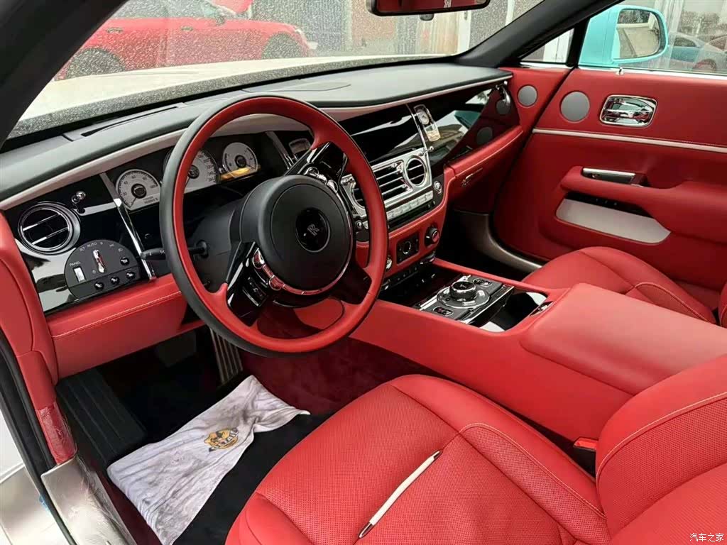 Rolls-Royce Wraith, 2021 3