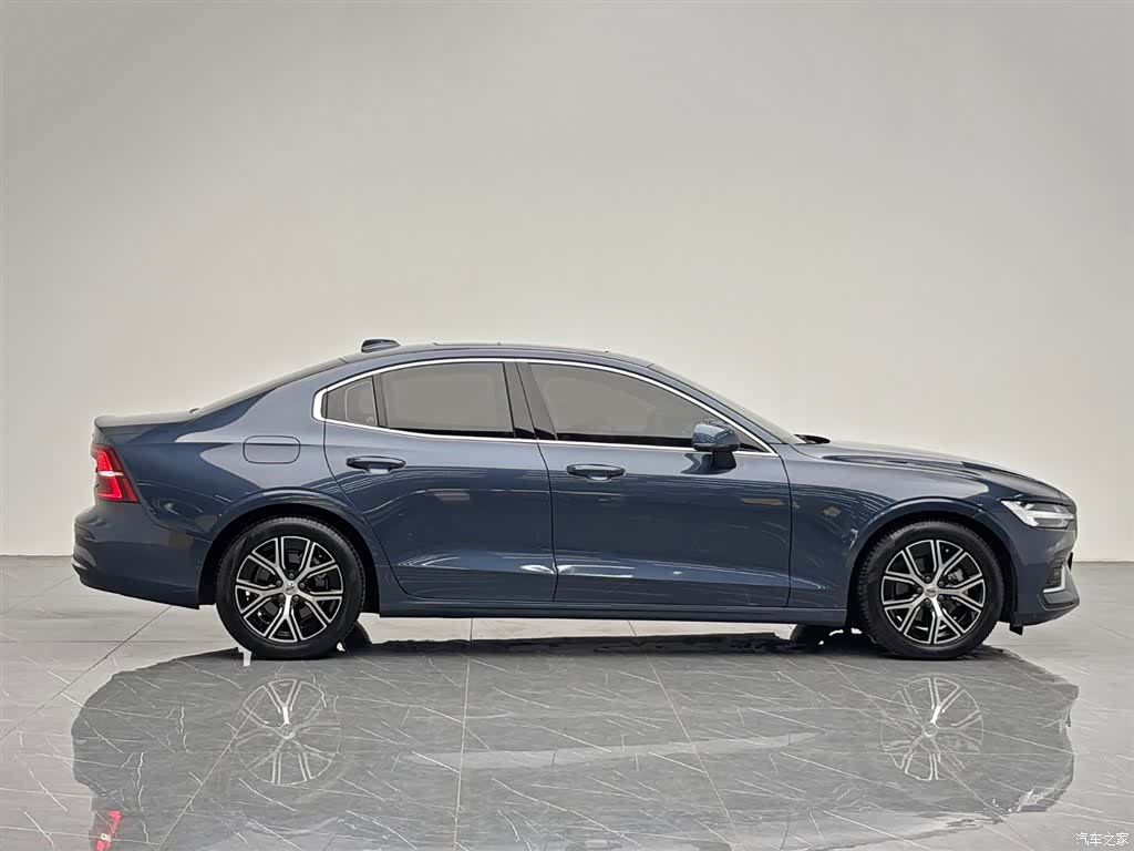 Volvo S60, 2023 7