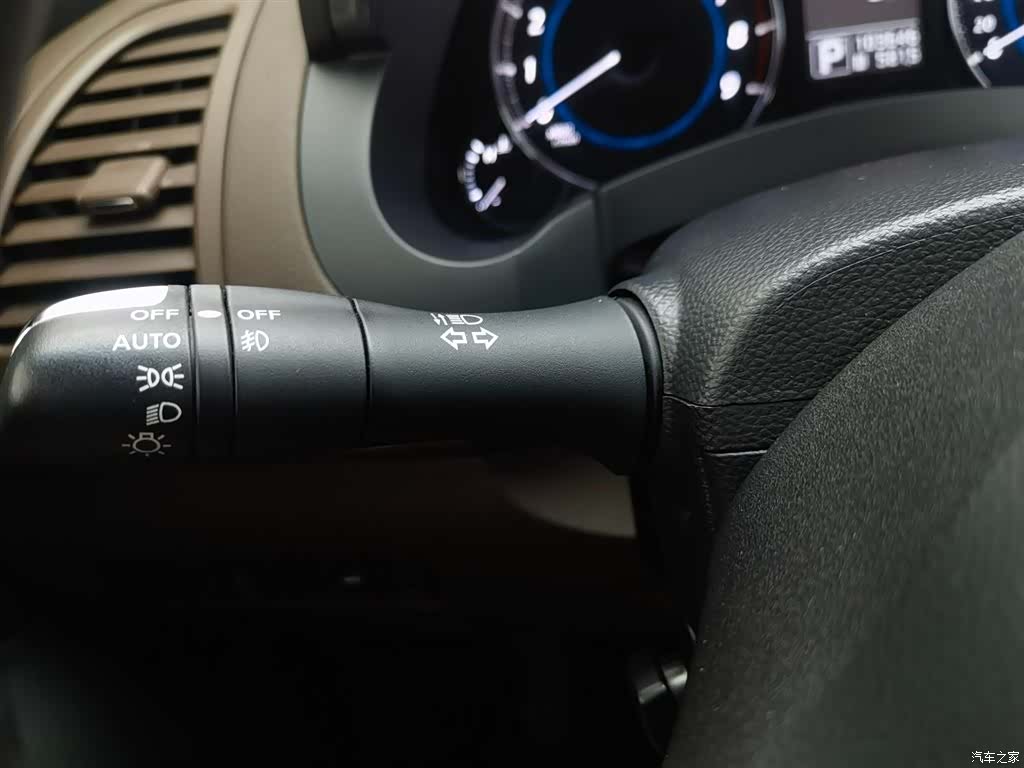 Infiniti QX70, 2020 17