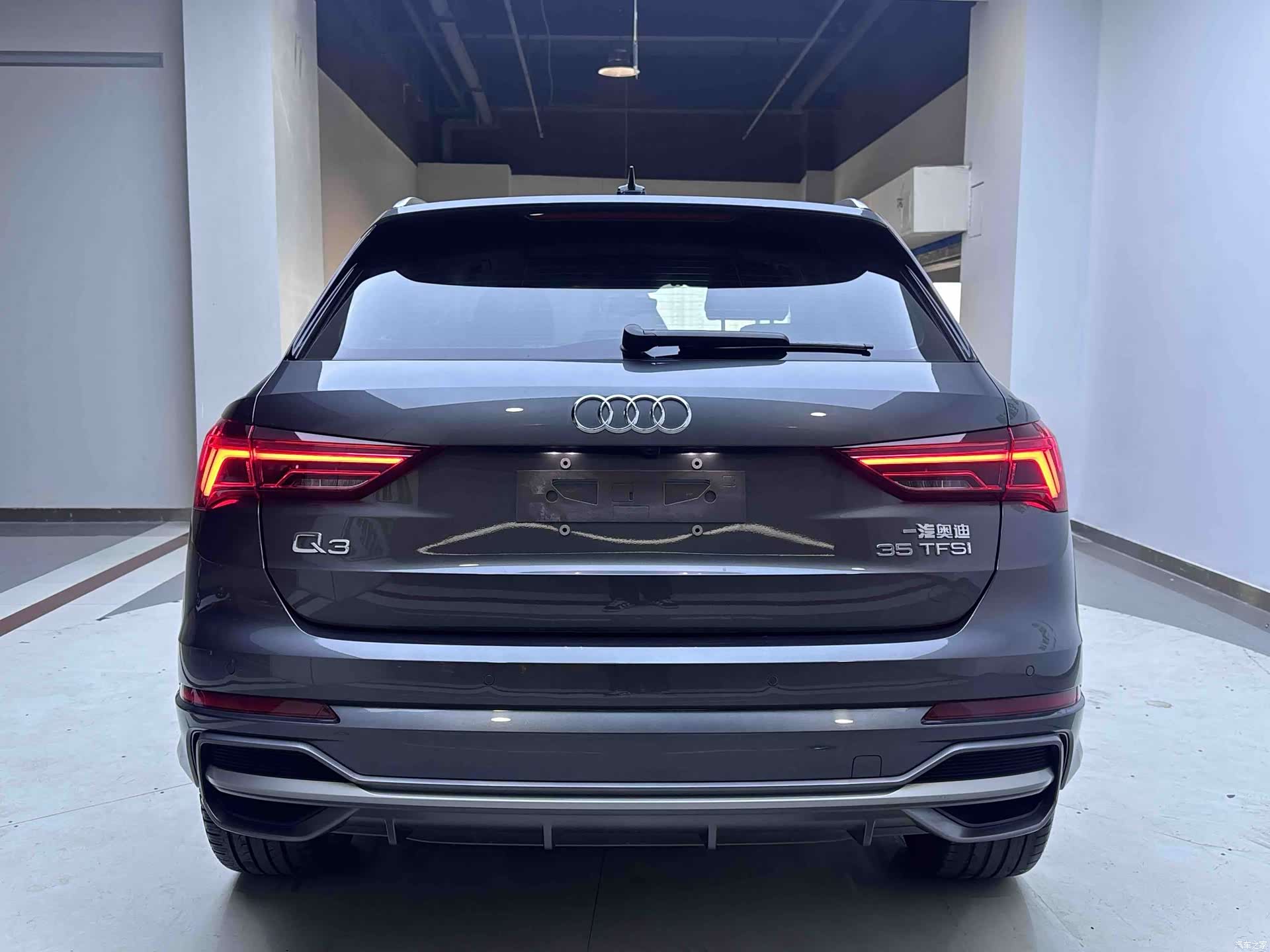 Audi Q3, 2022 4