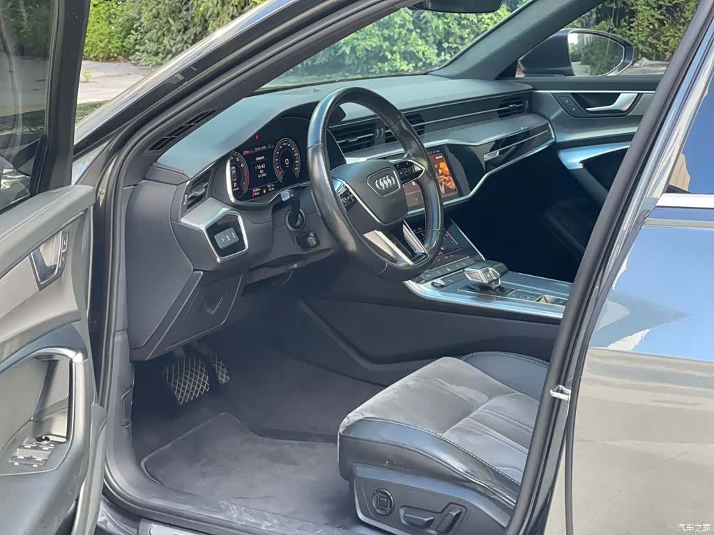 Audi A6L, 2022 4