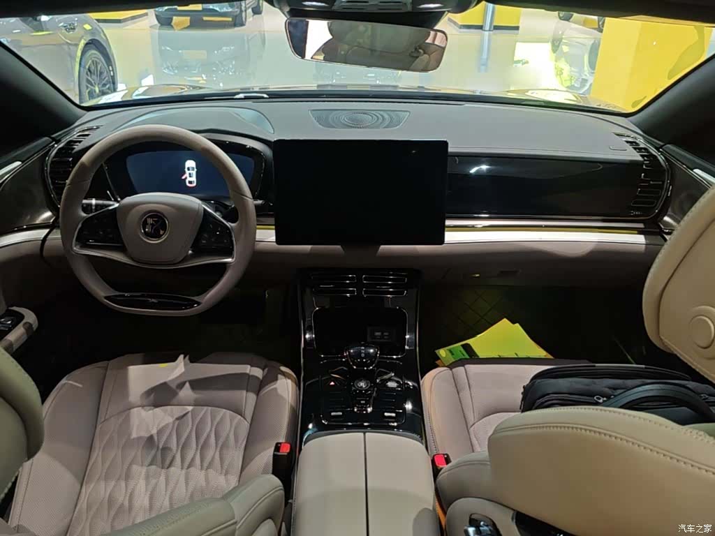 BYD Han, 2024 10
