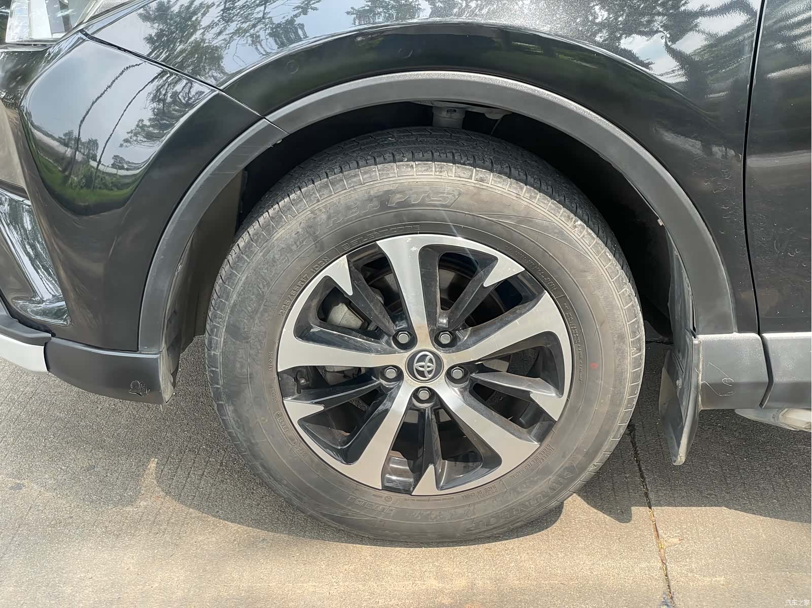 Toyota RAV4, 2017 3