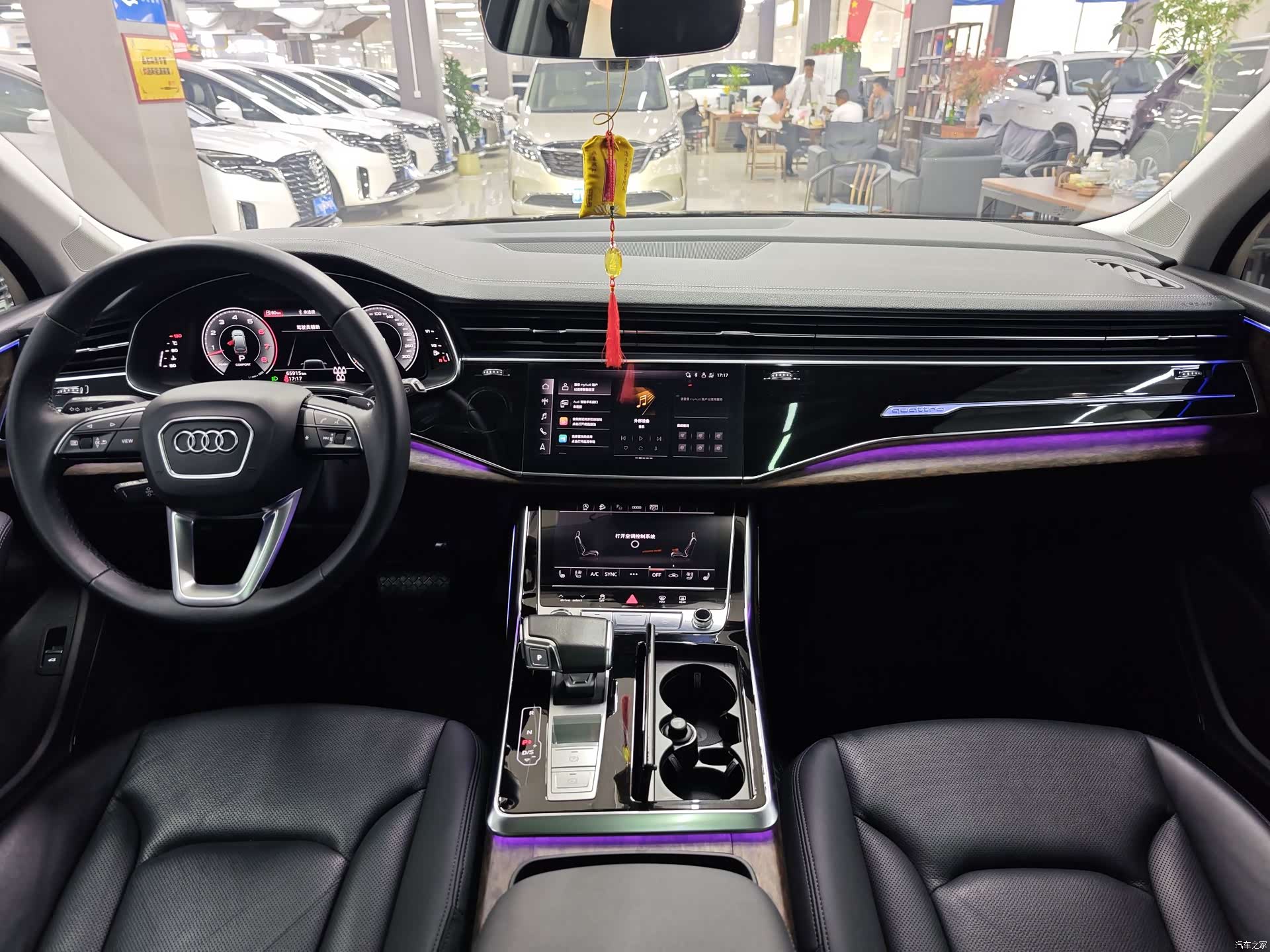 Audi Q7, 2023 4