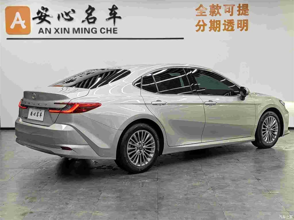 Toyota Camry, 2025 3