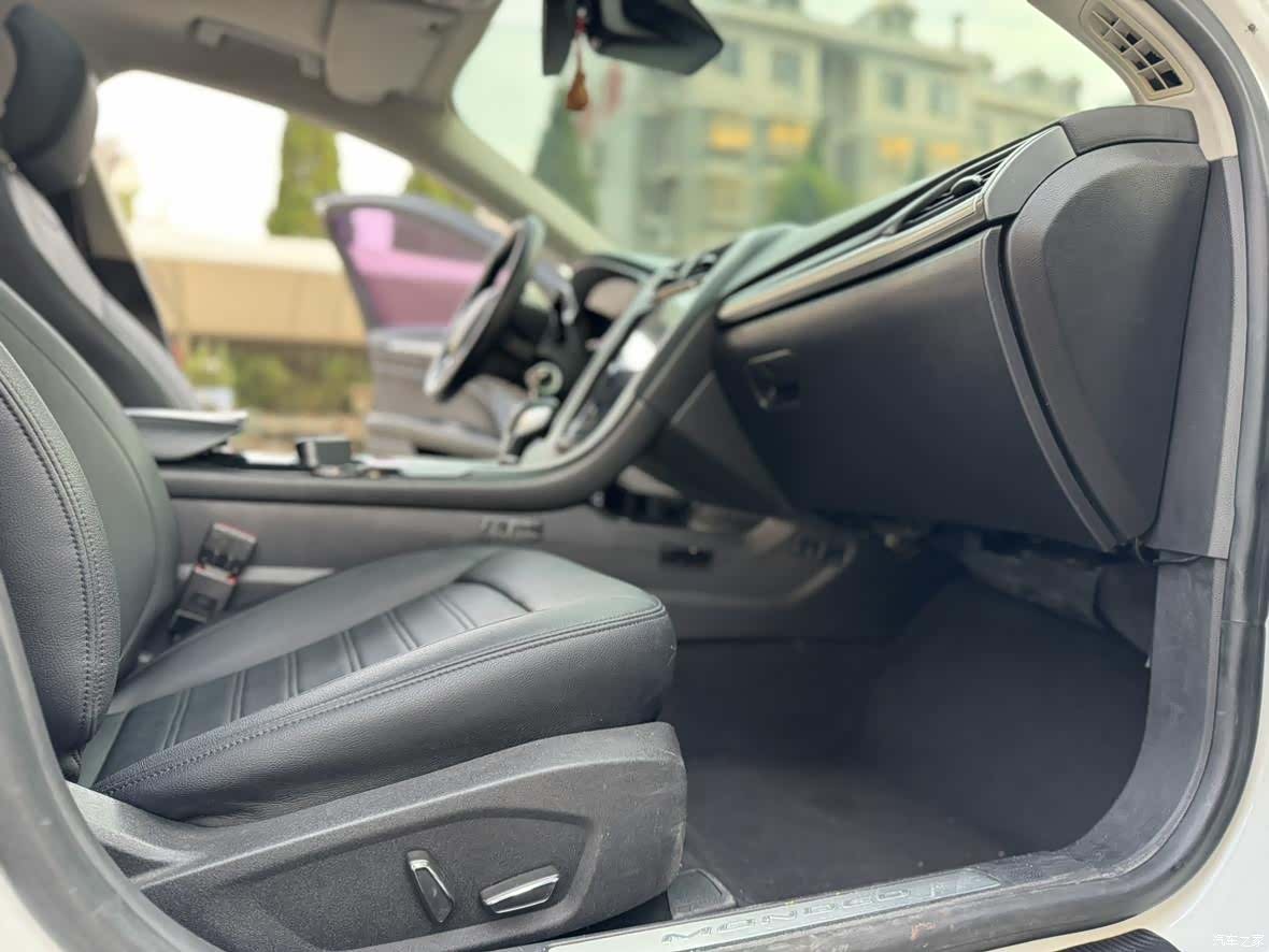 Ford Mondeo, 2016 7