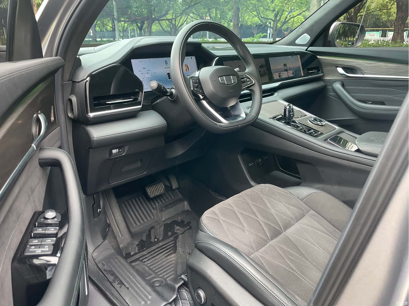 Geely Xingyue L, 2025 16