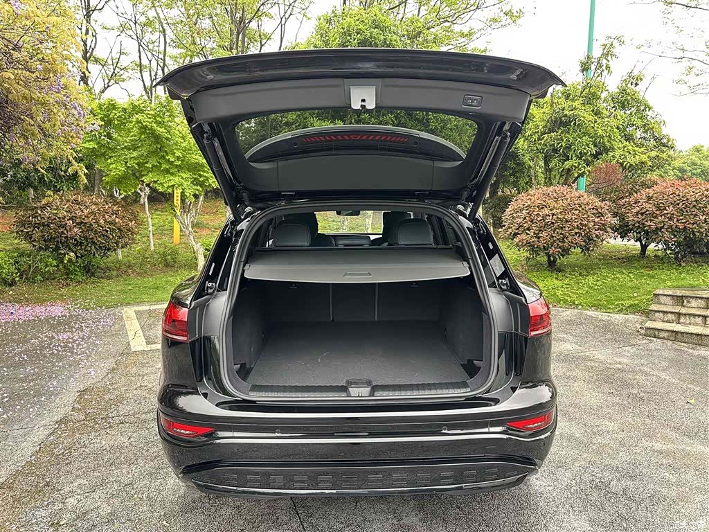 Audi e-tron, 2025 17