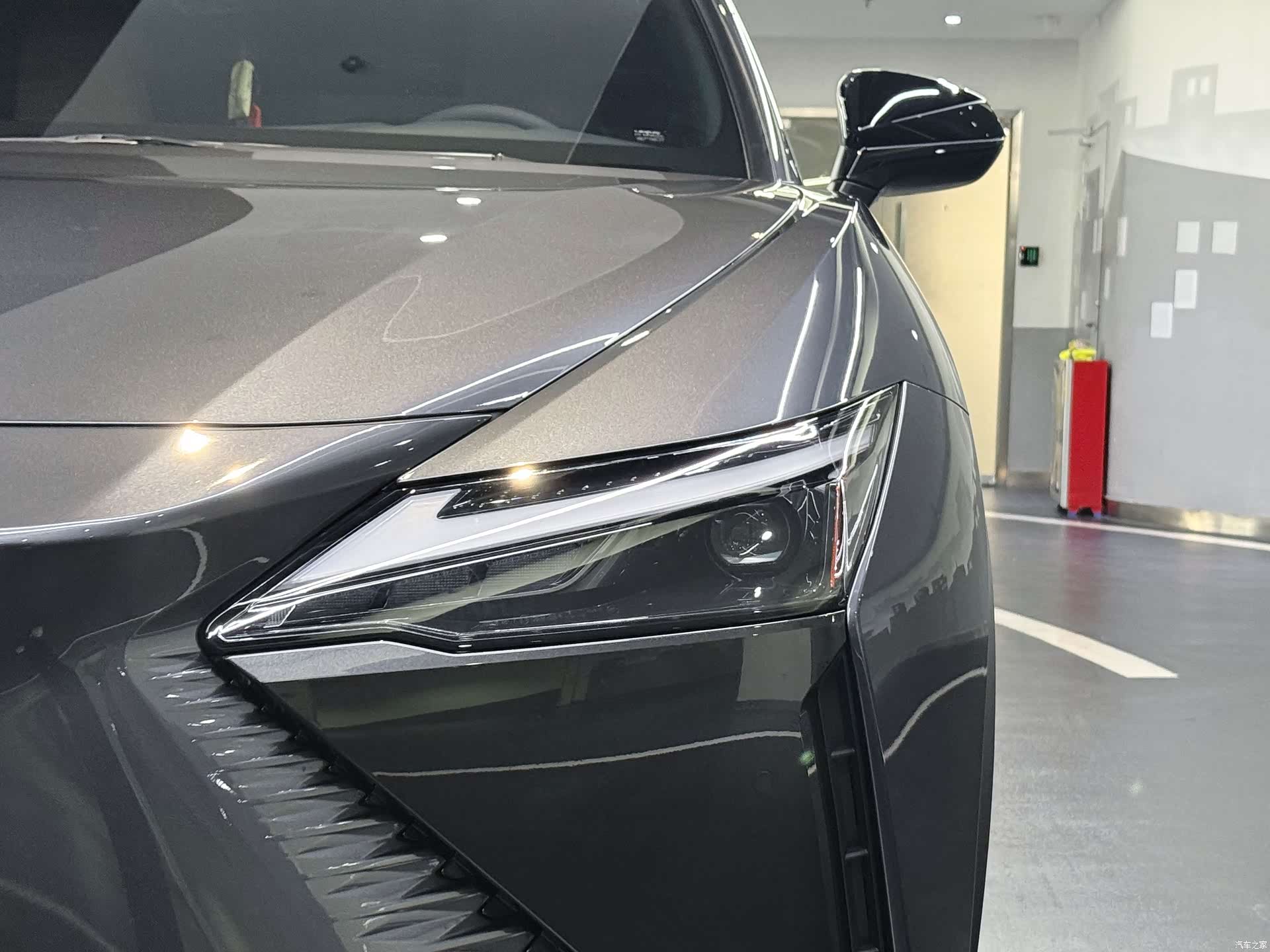 Lexus RZ, 2023 8