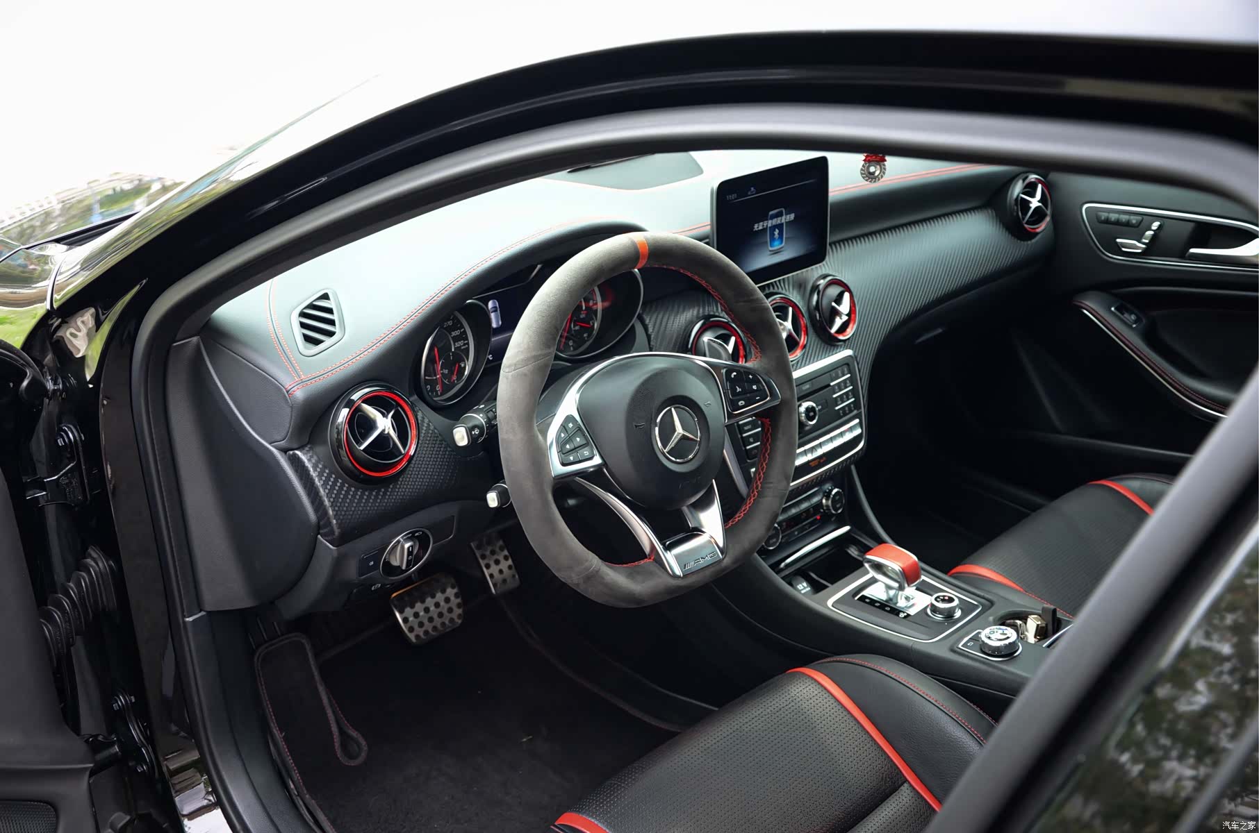 Mercedes-Benz A-Class, 2018 14