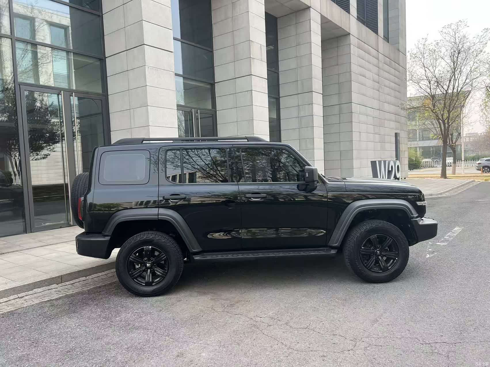 Tank 300, 2022 4