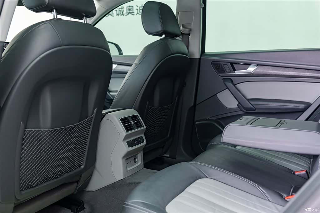 Audi Q5L, 2018 7