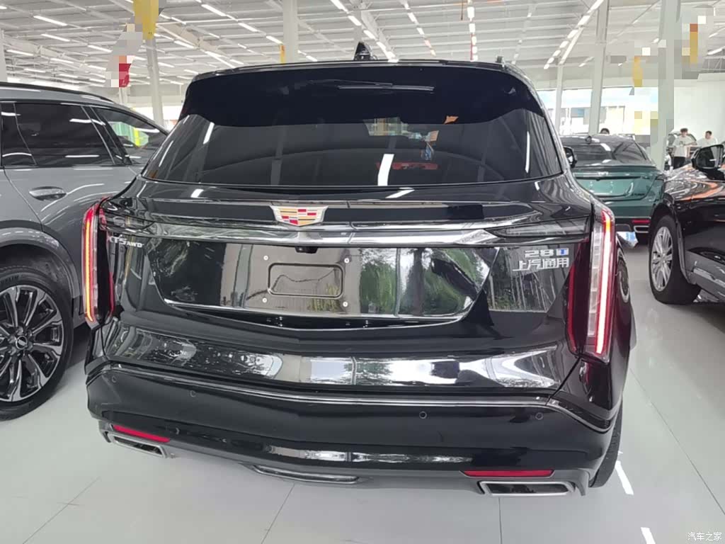 Cadillac XT5, 2025 6