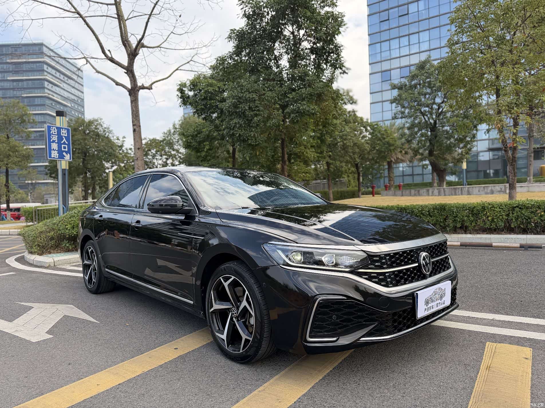 Volkswagen Passat, 2023 4