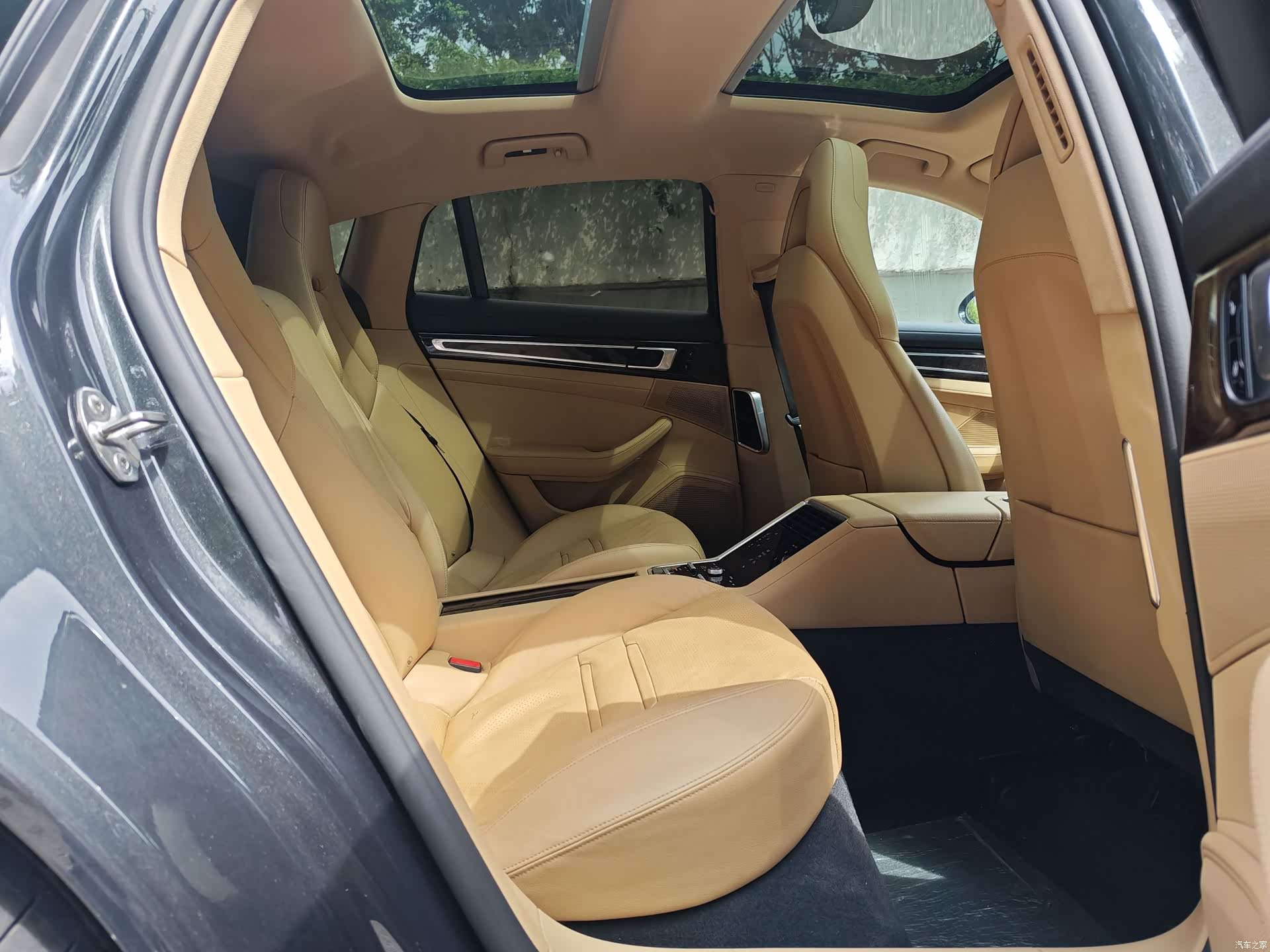 Porsche Panamera, 2017 8