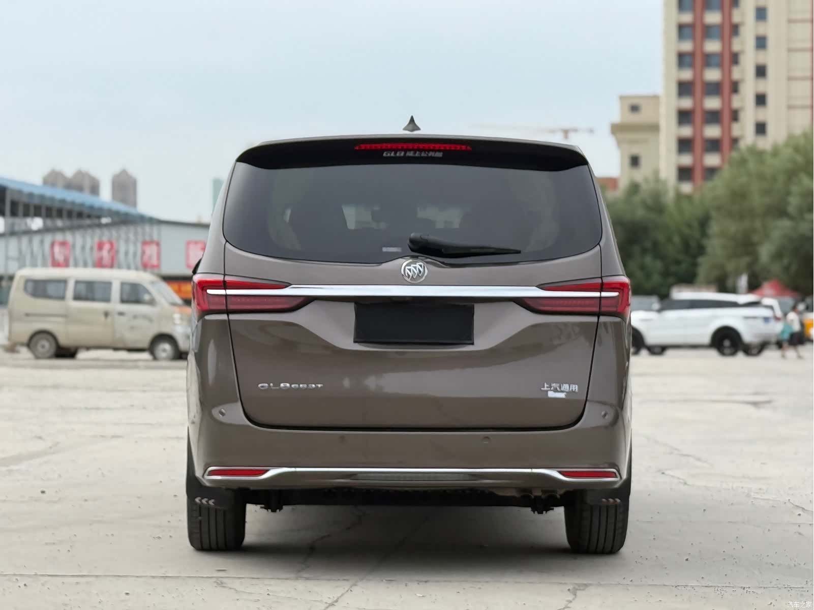 Buick GL8, 2021 8