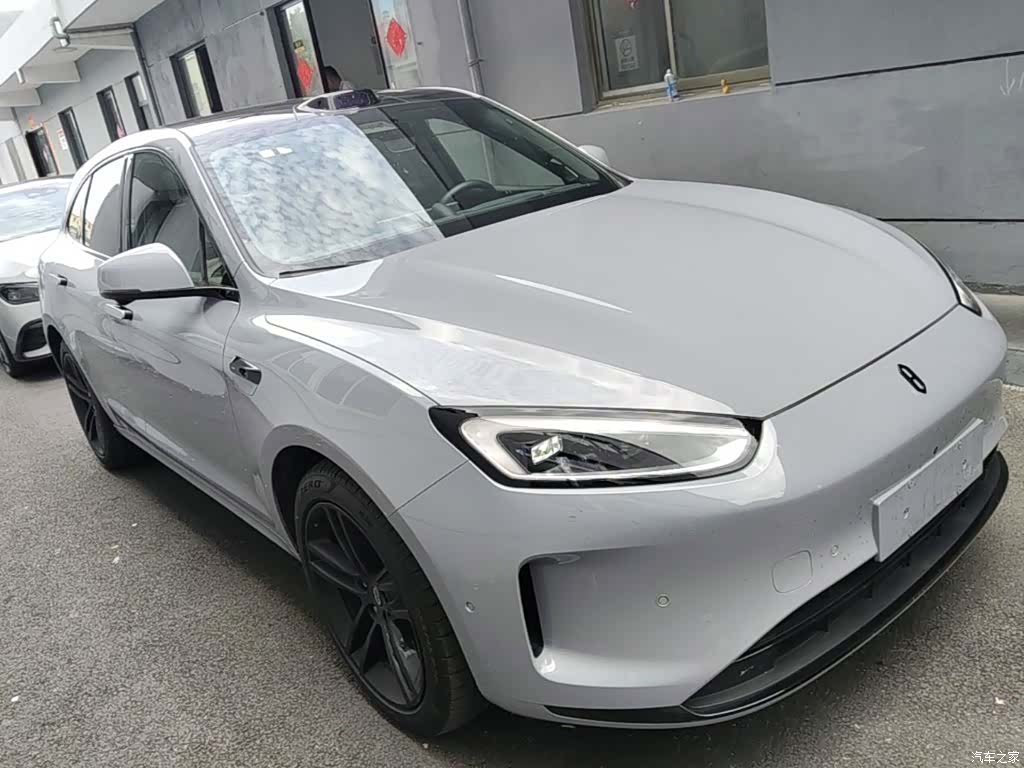 AITO M5, 2025 4